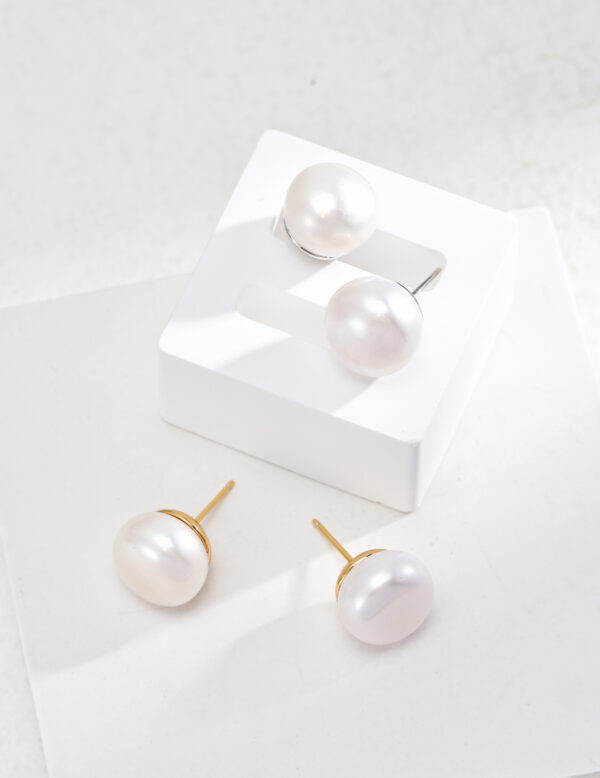 Mignon Perlenohrring